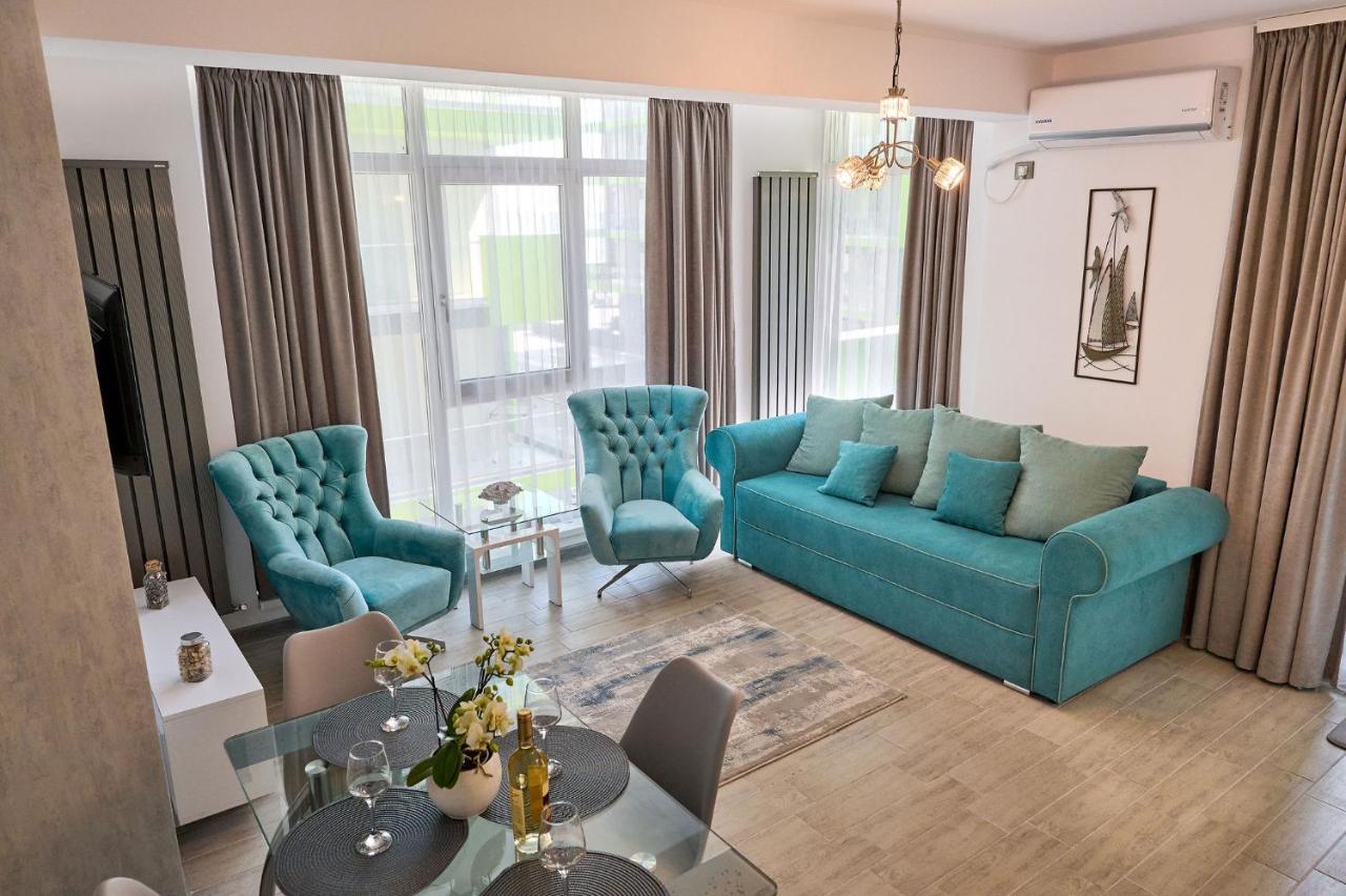 Seastar Apartment - Spa N Pools Beach Resort Mamaia Extérieur photo
