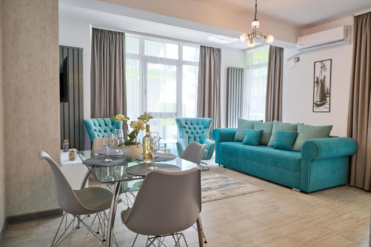 Seastar Apartment - Spa N Pools Beach Resort Mamaia Extérieur photo