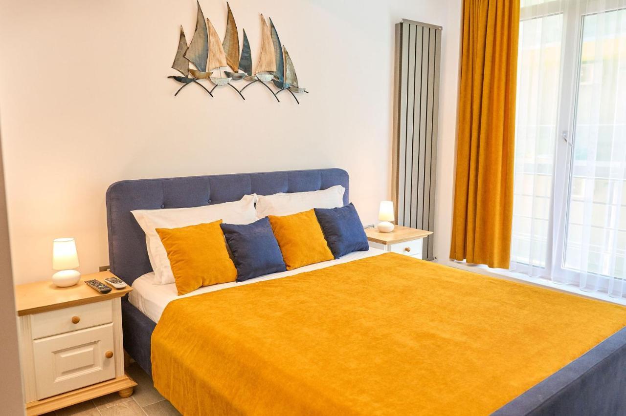 Seastar Apartment - Spa N Pools Beach Resort Mamaia Extérieur photo
