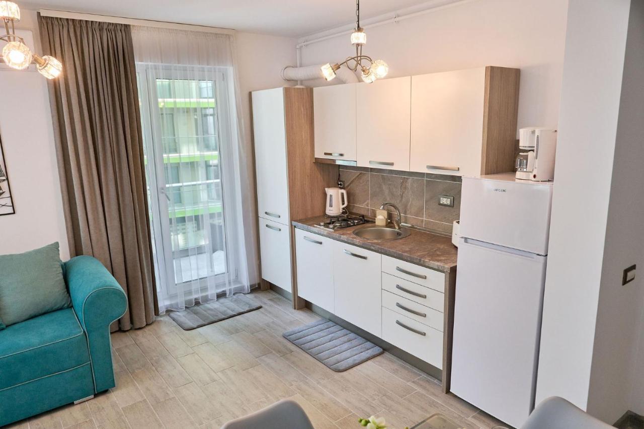 Seastar Apartment - Spa N Pools Beach Resort Mamaia Extérieur photo